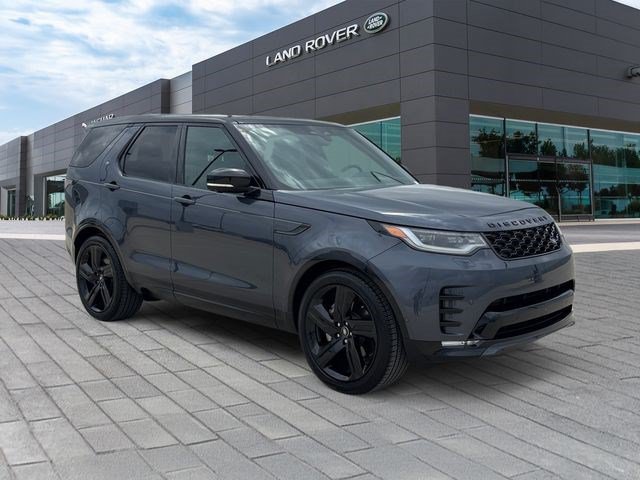 Certified 2025 Land Rover Discovery Dynamic SE AWD/4WD image 7