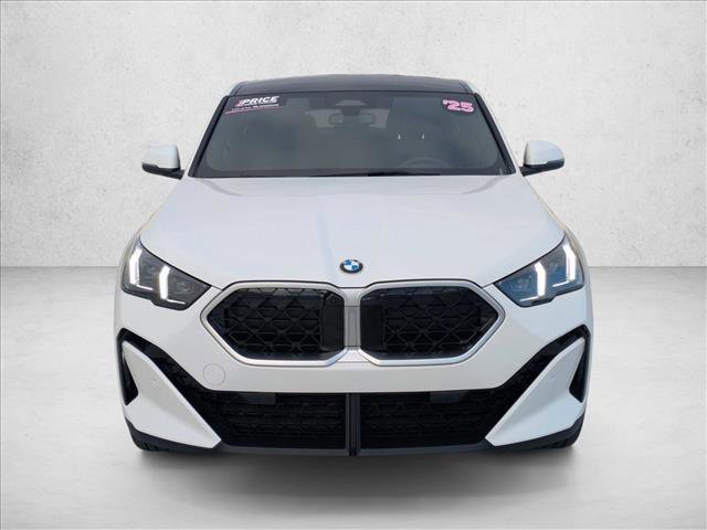 Used 2025 BMW X2 xDrive28i w/ Technology Package image 2