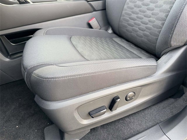 New 2025 Nissan Pathfinder SV w/ SV Premium Package image 15