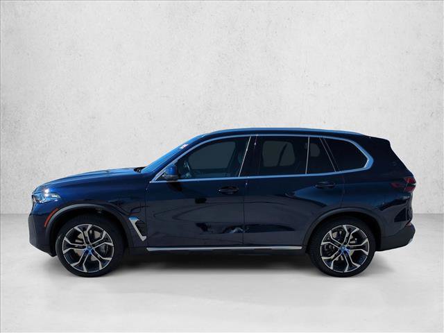 Used 2025 BMW X5 xDrive50e w/ Premium Package AWD/4WD image 9