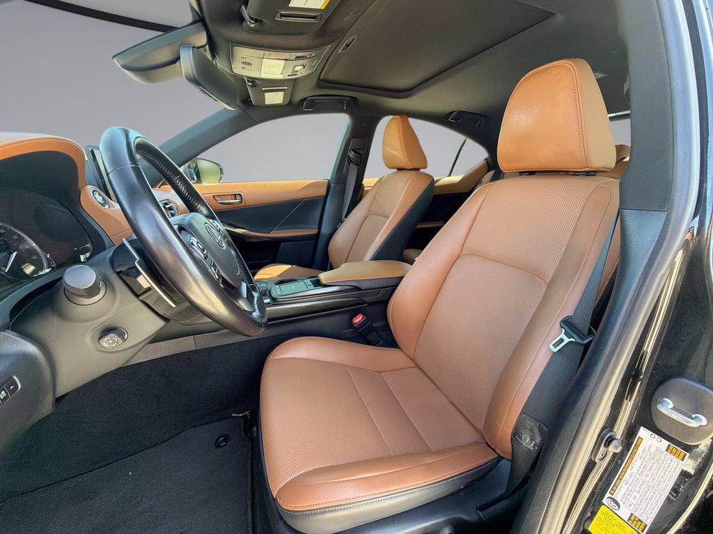 Used 2022 Lexus IS 300 w/ Premium Package RWD image 30