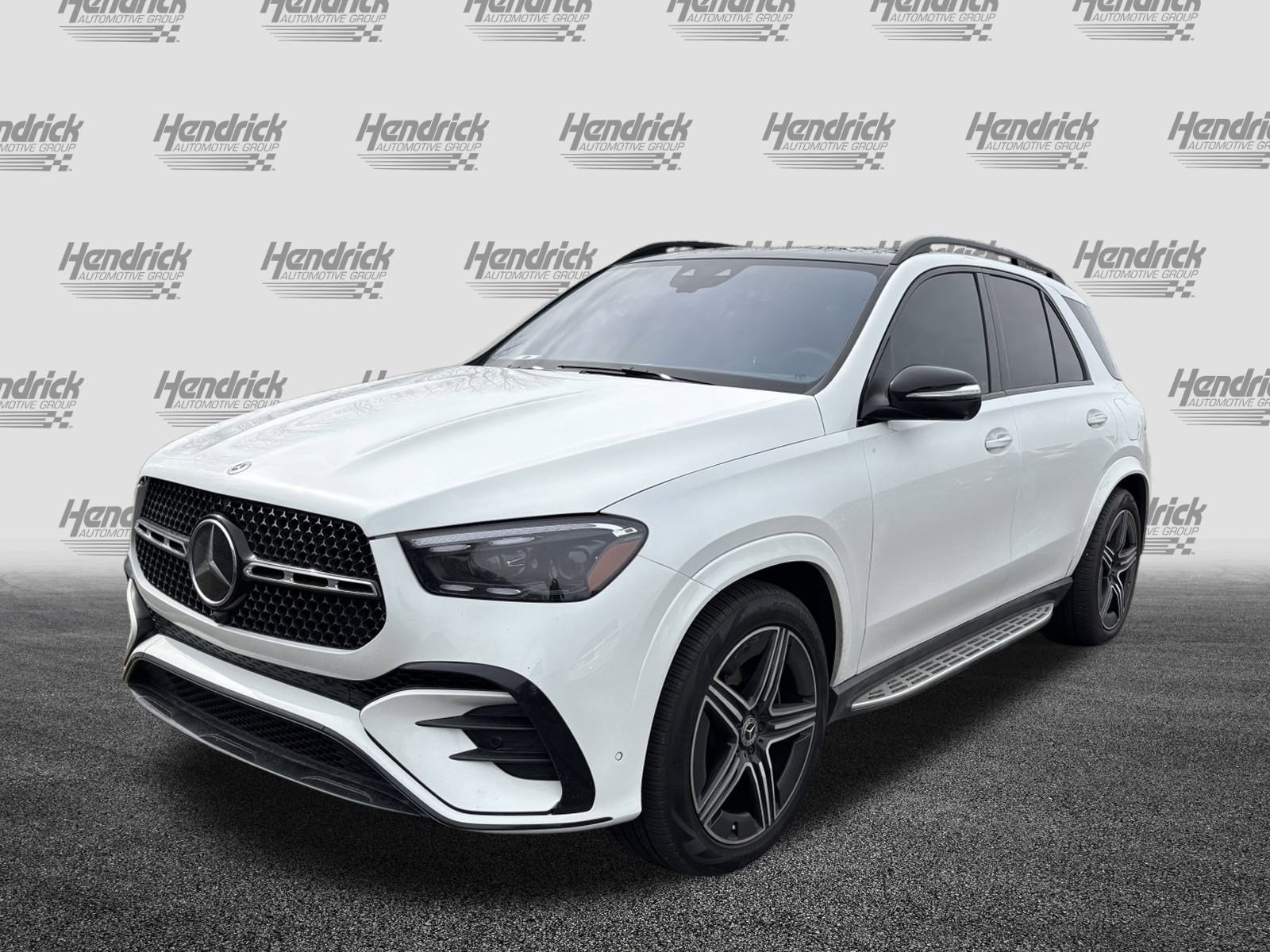 Used 2024 Mercedes-Benz GLE 450e 4MATIC image 5