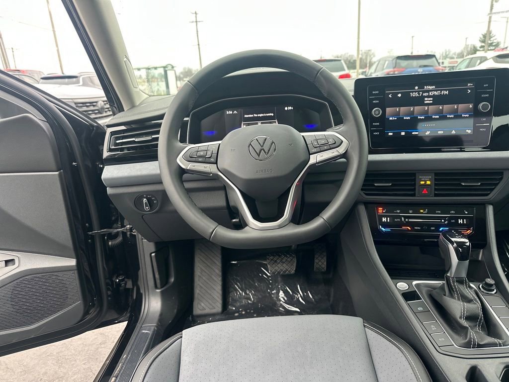 New 2026 Volkswagen Jetta SE image 15