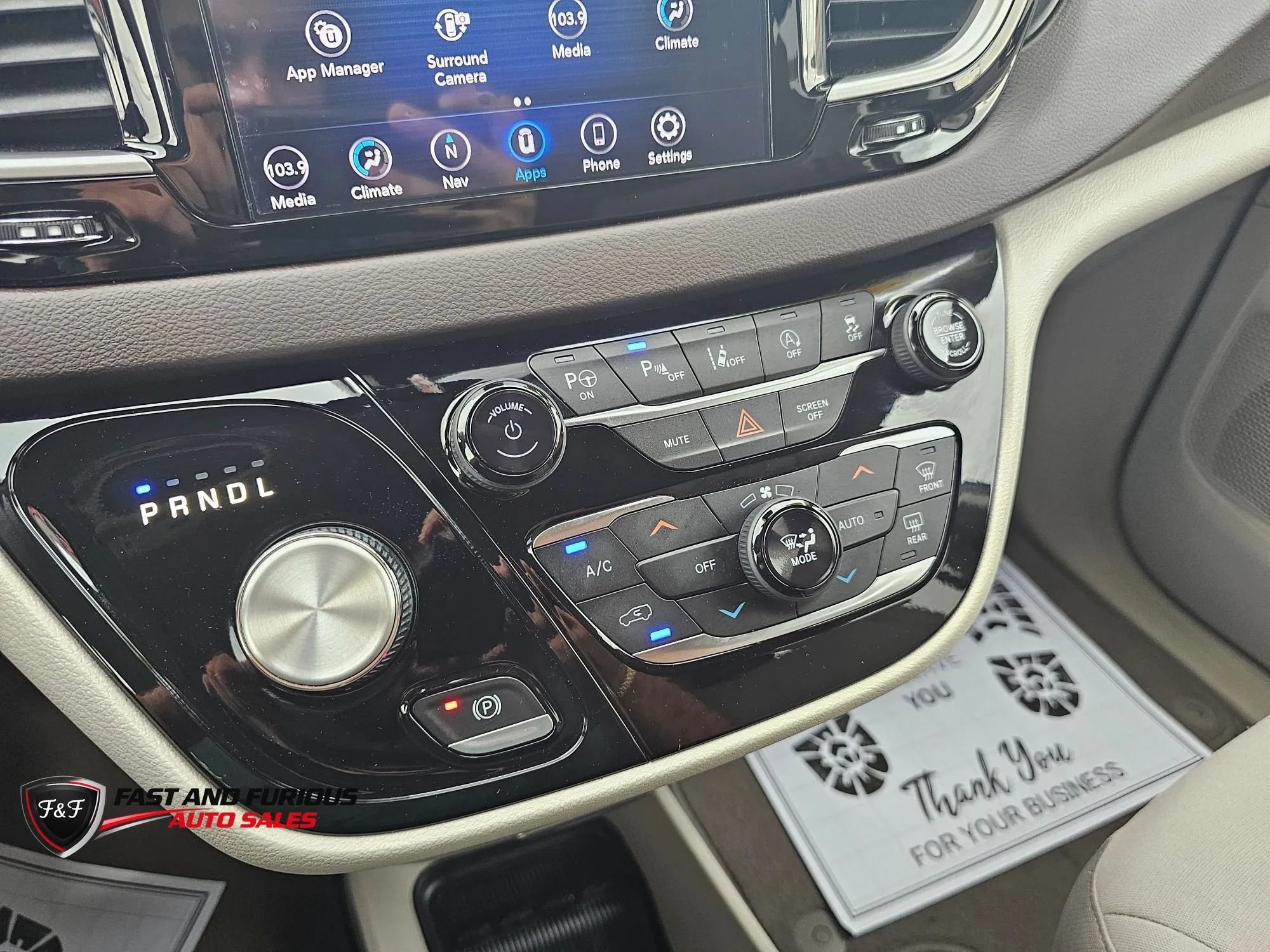 Used 2020 Chrysler Pacifica Touring w/ Advanced Safetytec Group FWD image 29