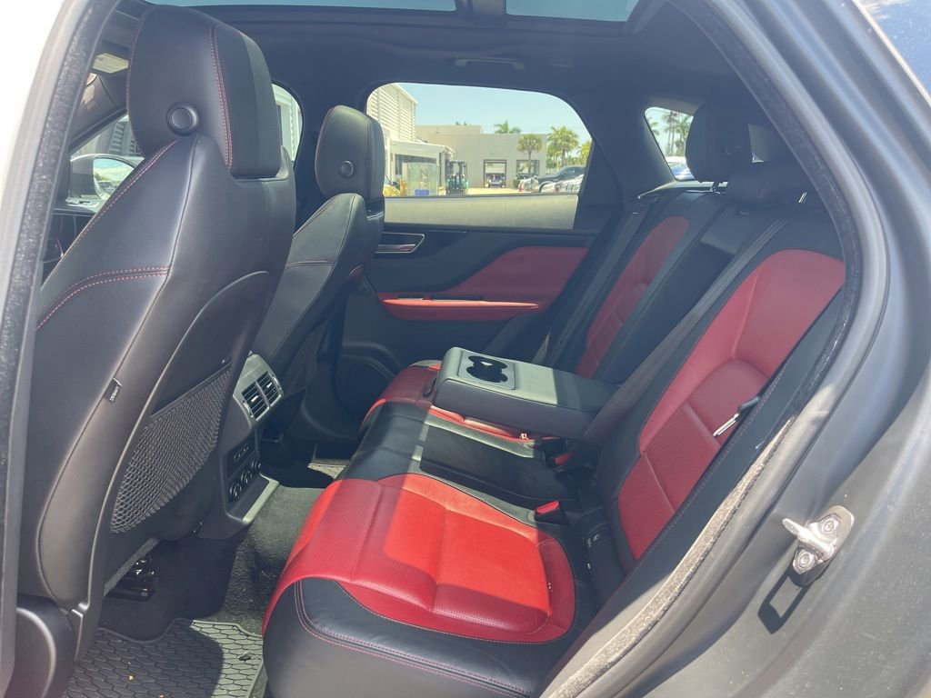 Used 2017 Jaguar F-PACE R-Sport AWD/4WD image 9