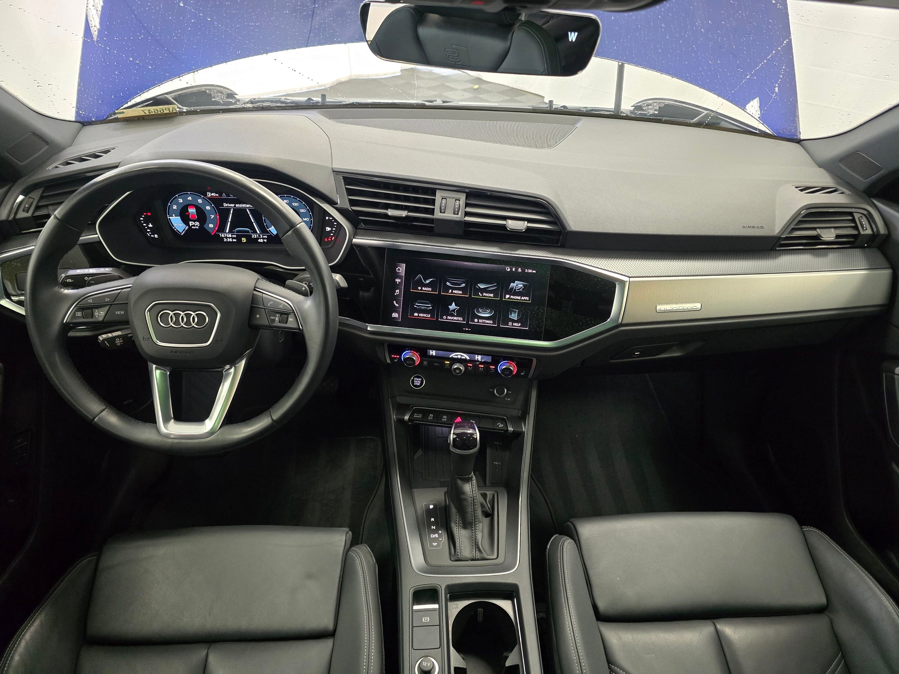 Used 2024 Audi Q3 2.0T Premium w/ Convenience Package image 17