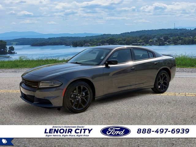 Used 2022 Dodge Charger SXT w/ Blacktop Package image 7