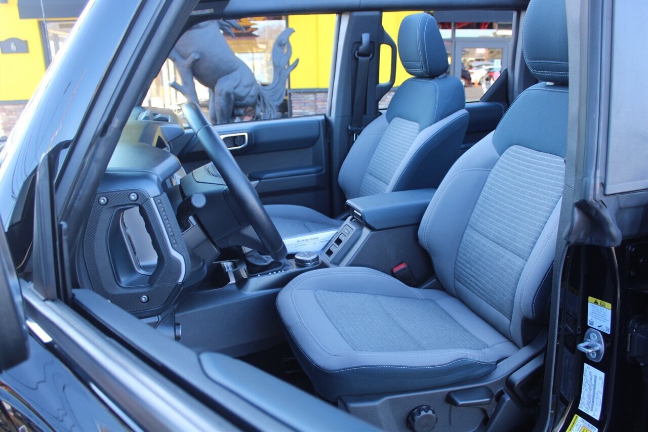 Used 2023 Ford Bronco Outer Banks image 13
