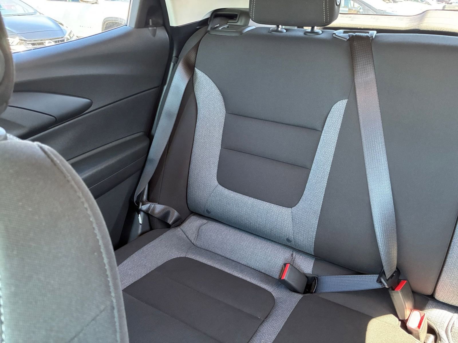 Used 2025 Chevrolet TrailBlazer LT image 32