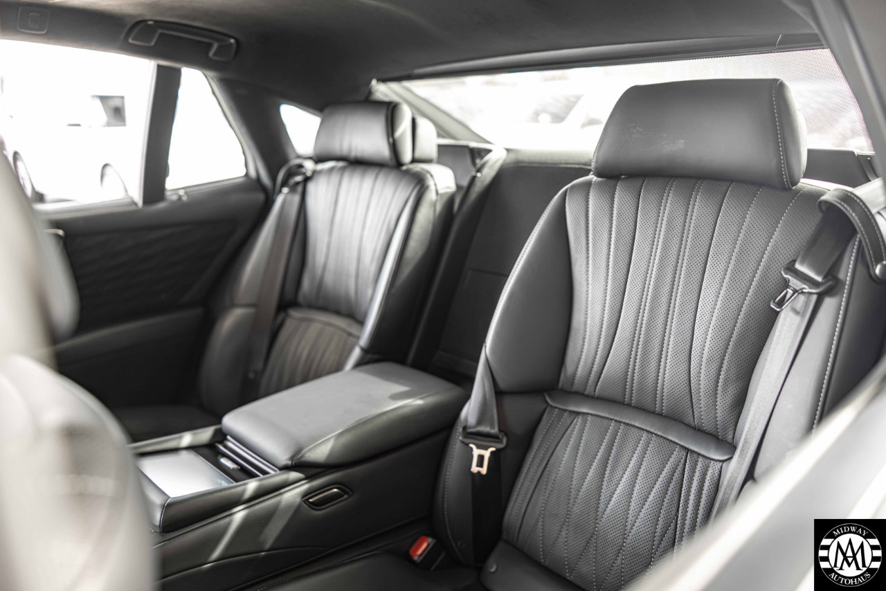 Used 2020 Lexus LS 500h AWD image 35