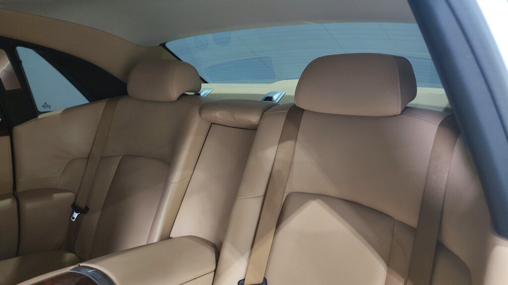 Used 2010 Rolls-Royce Ghost RWD image 40