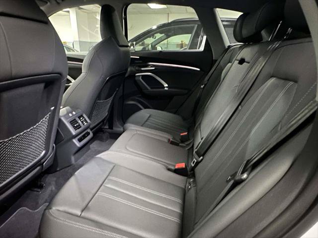 Used 2025 Audi Q5 Premium Plus w/ Premium Plus AWD/4WD image 13