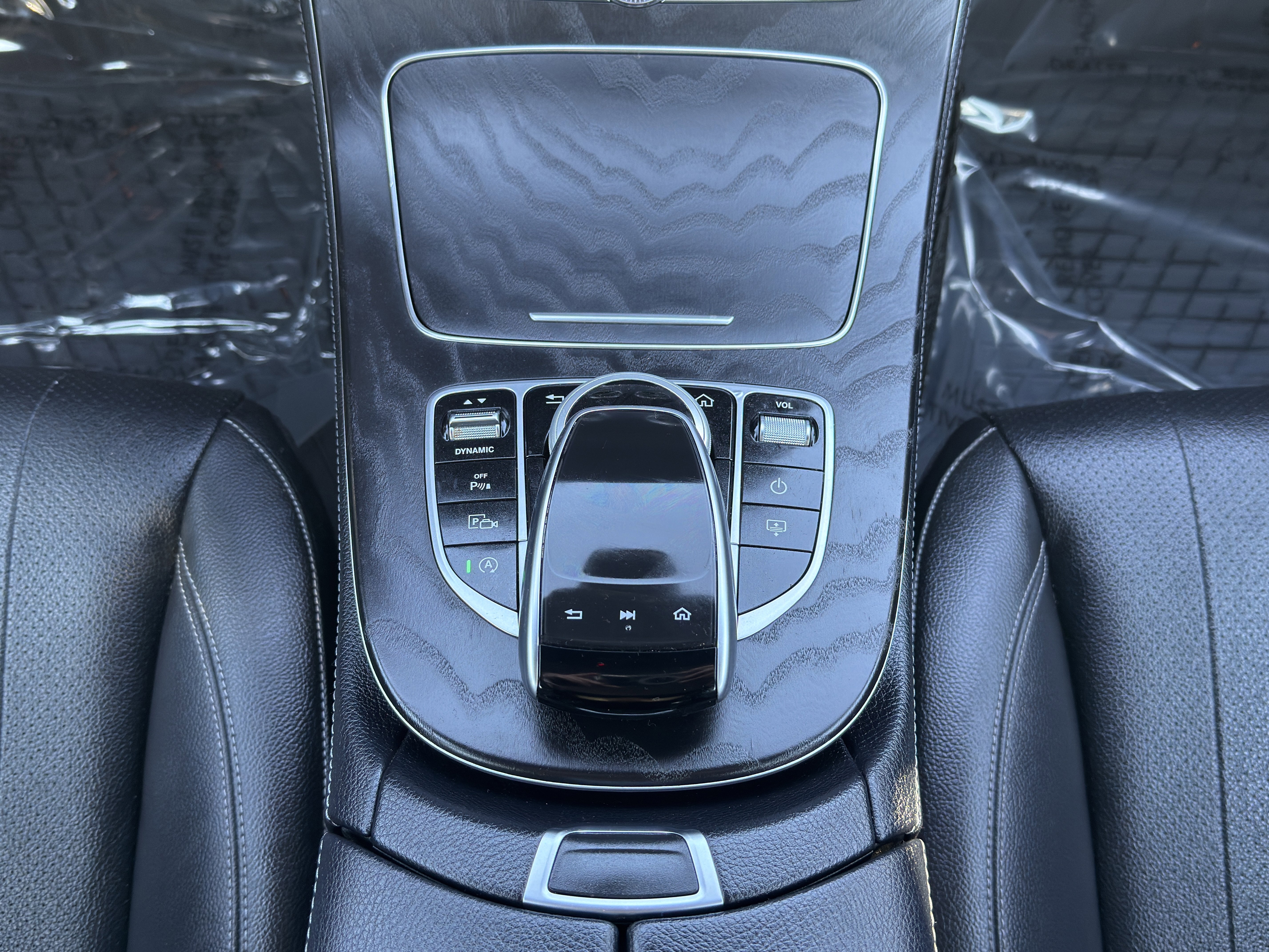 Used 2019 Mercedes-Benz E 300 4MATIC image 30