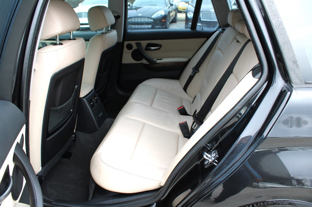 Used 2009 BMW 328i Wagon image 18