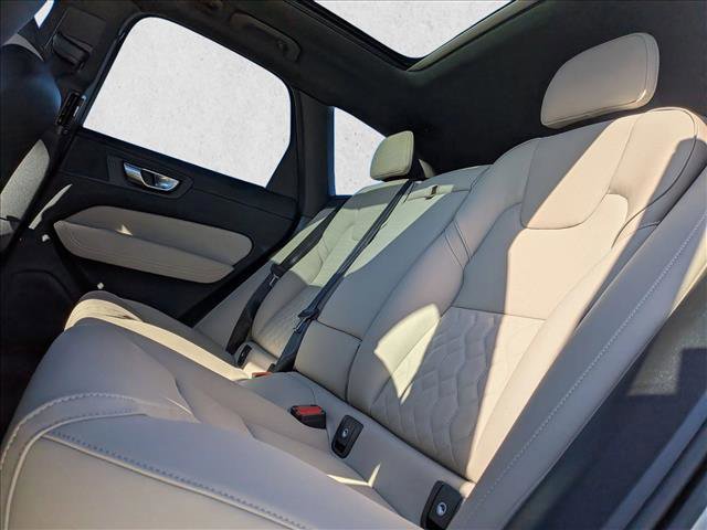 New 2026 Volvo XC60 B5 Core image 17