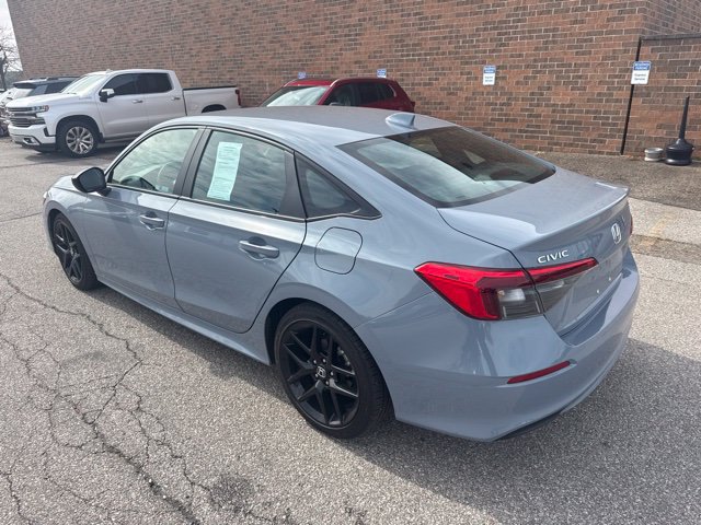 Used 2024 Honda Civic Sport image 4