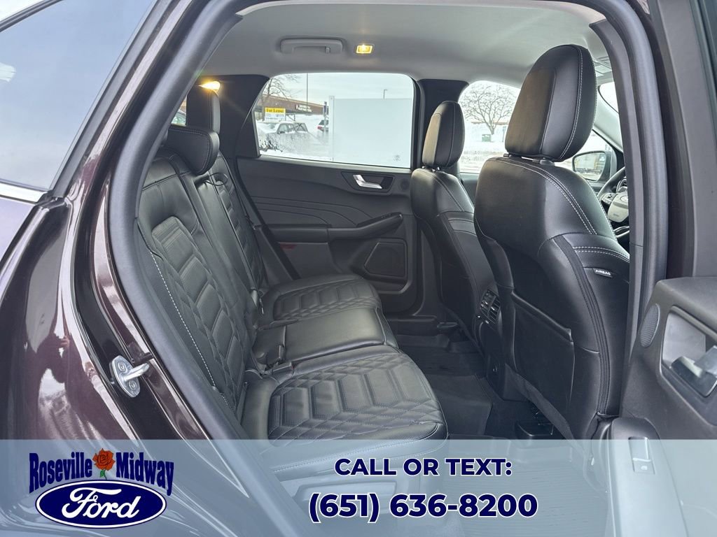 Used 2023 Ford Escape Platinum w/ Premium Technology Package image 38
