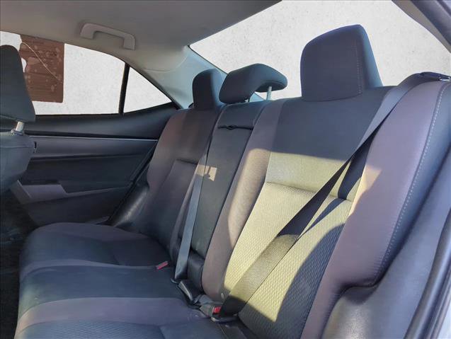 Used 2018 Toyota Corolla LE image 21