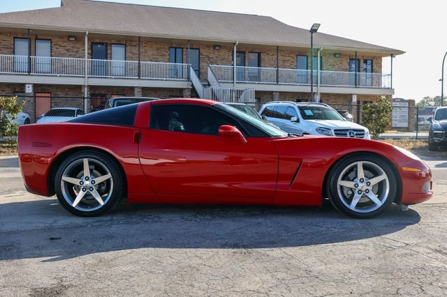 Used 2006 Chevrolet Corvette Coupe w/ Preferred Equipment Group image 18