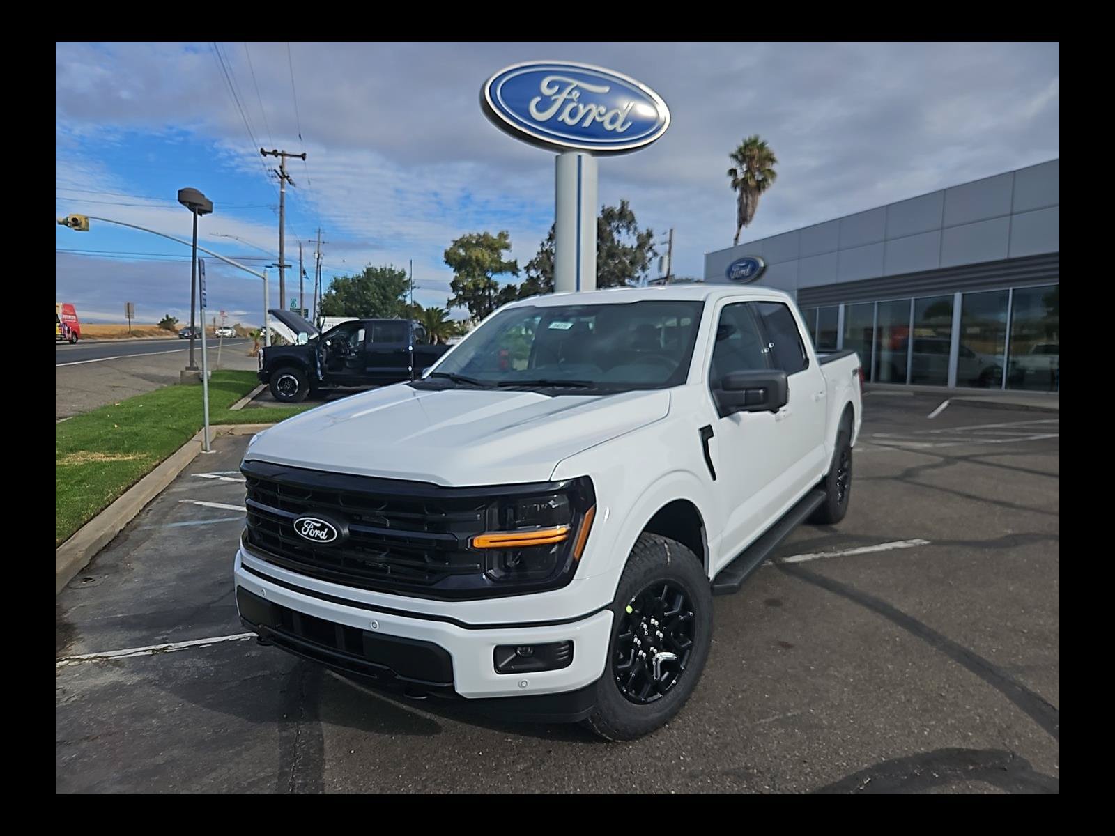 New 2026 Ford F150 XLT w/ Equipment Group 302A MID AWD/4WD image 1