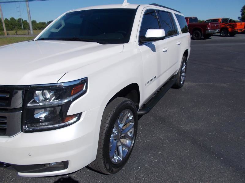 Used 2018 Chevrolet Suburban LT AWD/4WD image 9