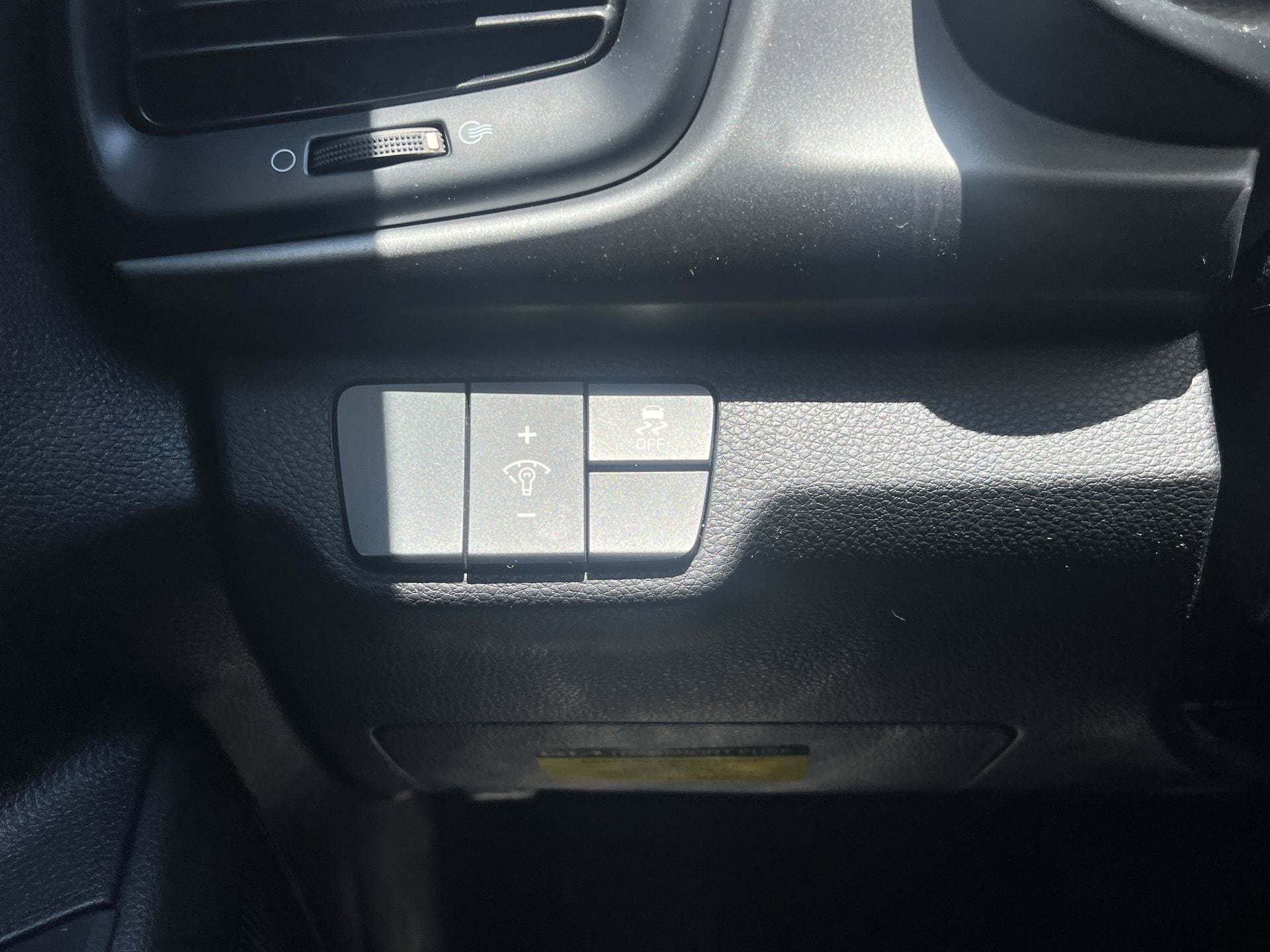 Used 2022 Kia Rio S FWD image 12