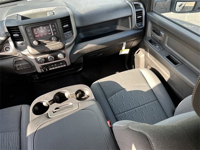 Used 2024 RAM 2500 Tradesman w/ Chrome Appearance Group image 15