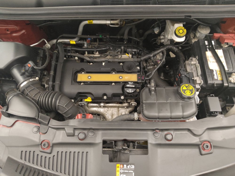 Used 2021 Buick Encore Preferred w/ Safety Package FWD image 30