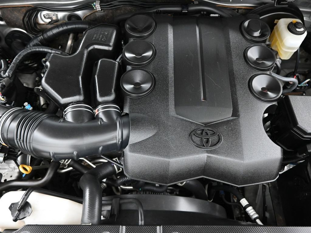 Used 2023 Toyota 4Runner SR5 RWD image 39