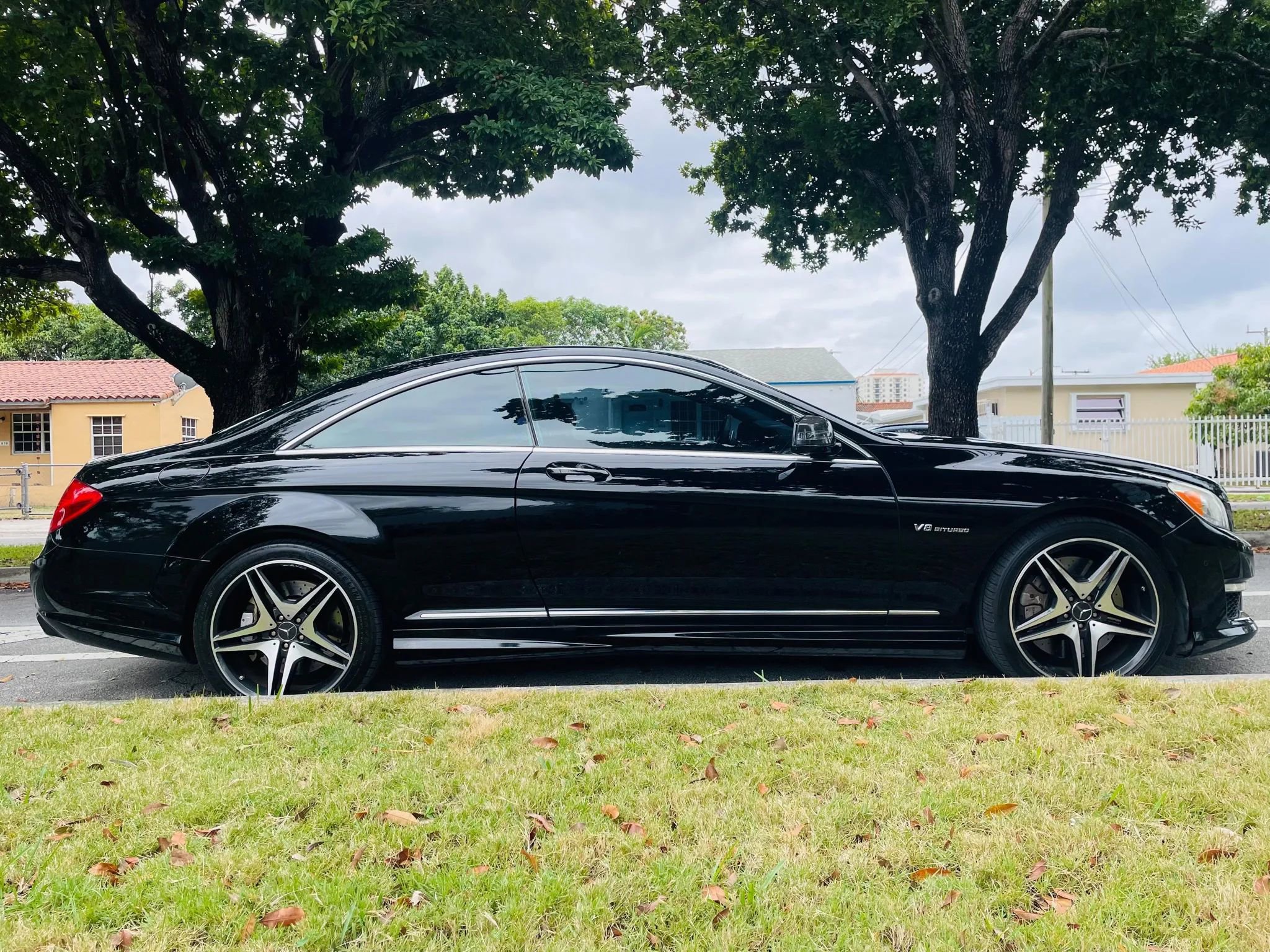 Used 2012 Mercedes-Benz CL 63 AMG image 6