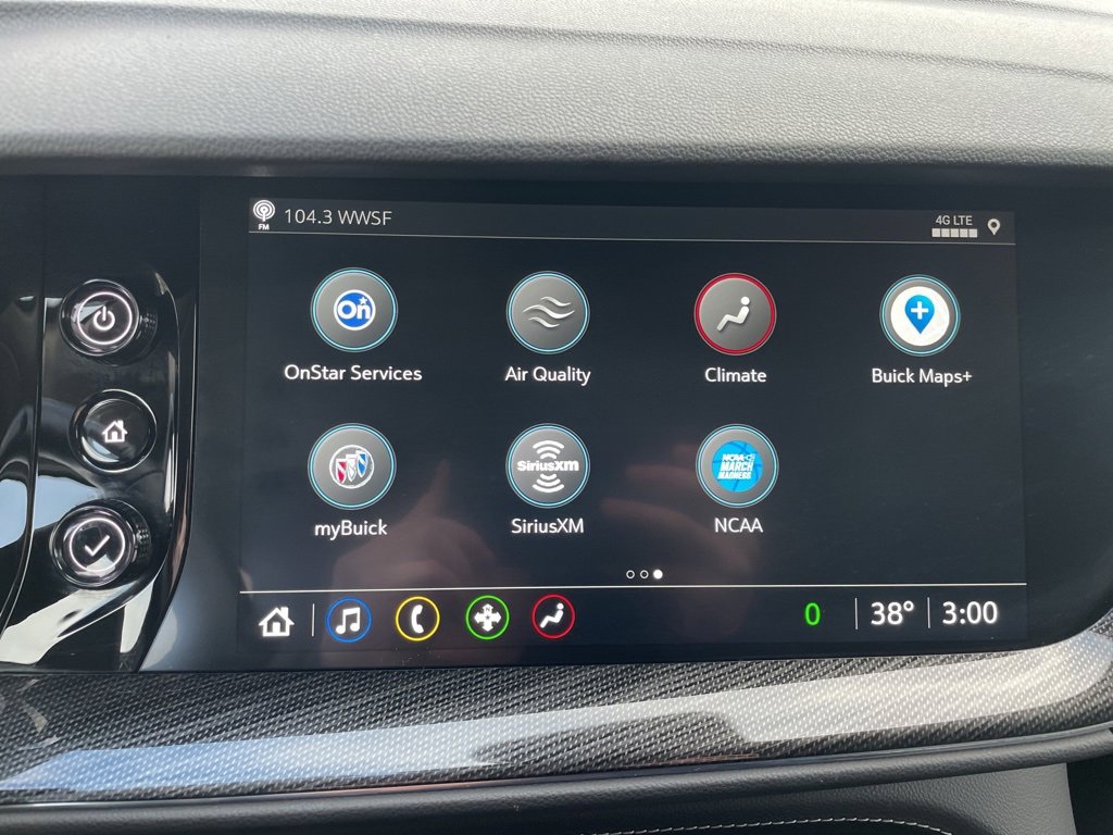 Used 2023 Buick Envision Essence image 17