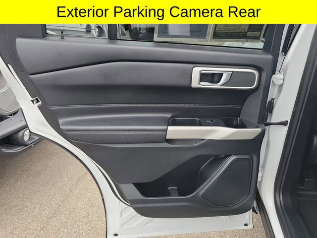 Used 2021 Ford Explorer XLT AWD/4WD image 30