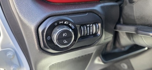 Used 2021 Jeep Gladiator Rubicon image 16