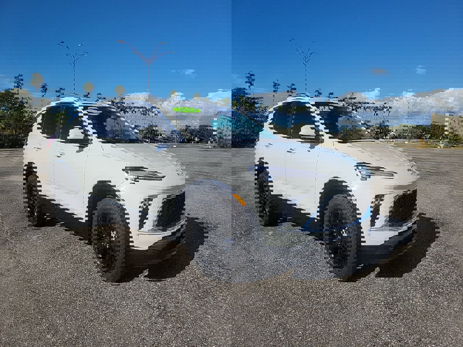 Used 2024 Buick Encore GX Sport Touring image 1