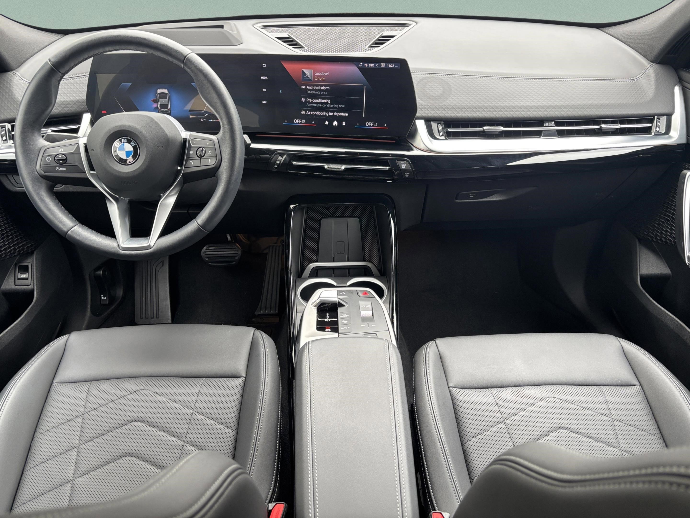 Used 2025 BMW X2 xDrive28i image 9