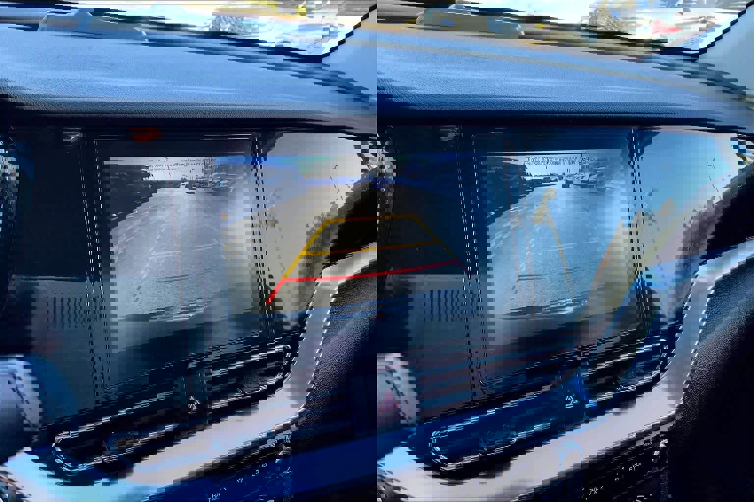 Used 2020 Kia Niro EX w/ Cold Weather Package image 22