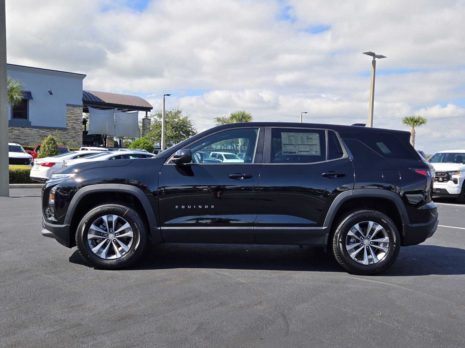 New 2026 Chevrolet Equinox LT image 3