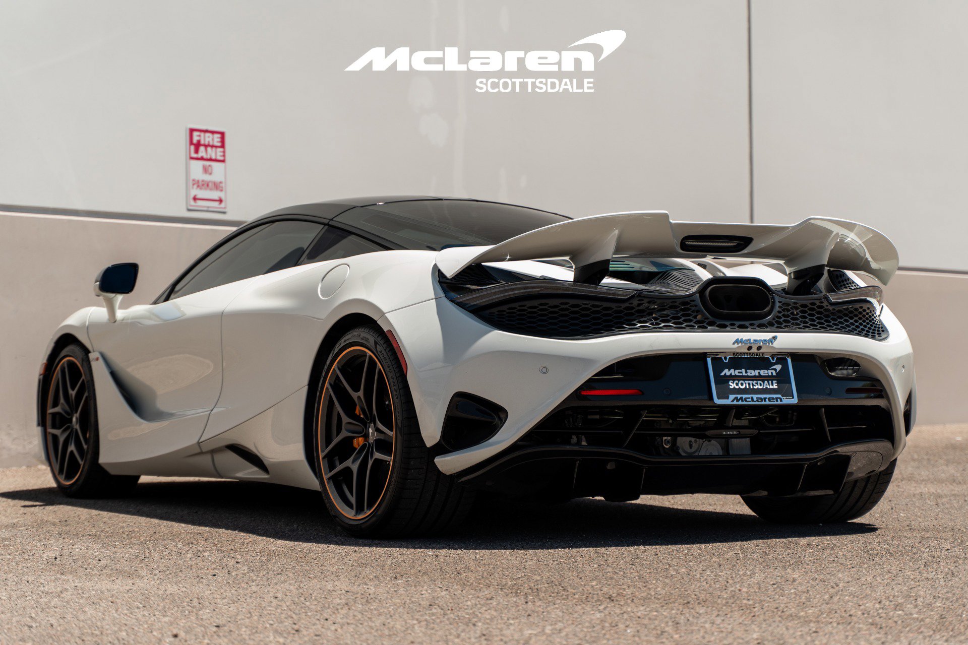 Used 2024 McLaren 750S image 5