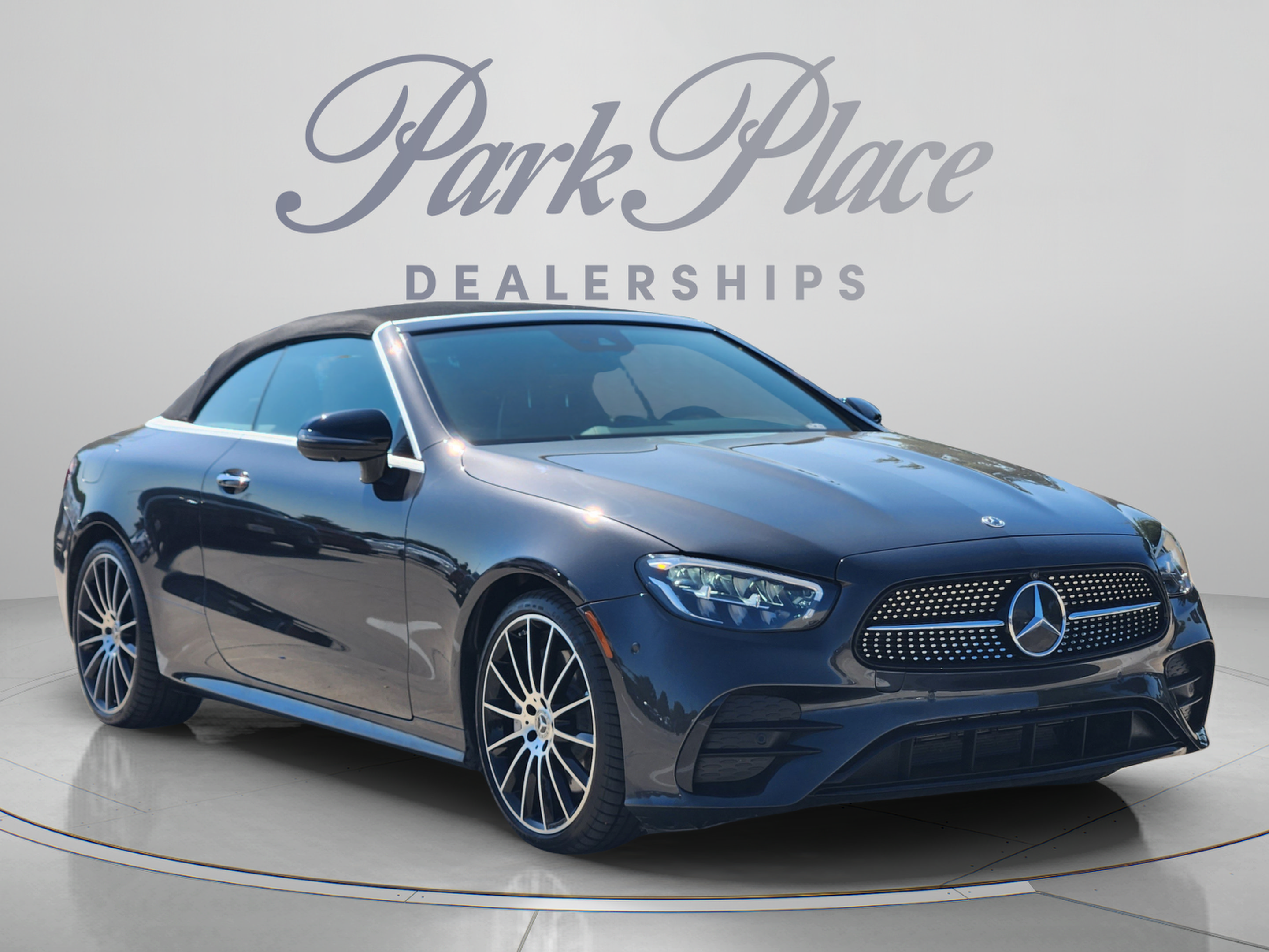 Used 2023 Mercedes-Benz E 450 Cabriolet image 4