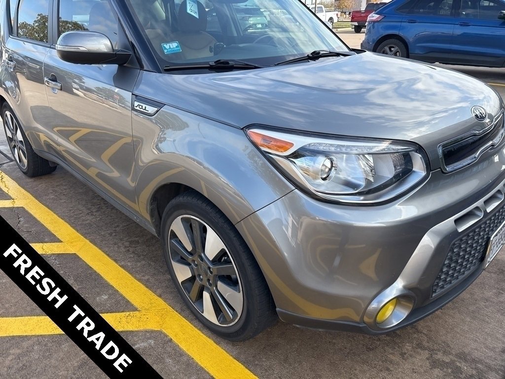 Used 2016 Kia Soul ! w/ Premium Package image 3