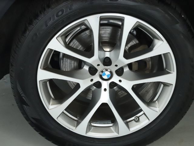 Used 2021 BMW X6 xDrive40i w/ Premium Package image 48