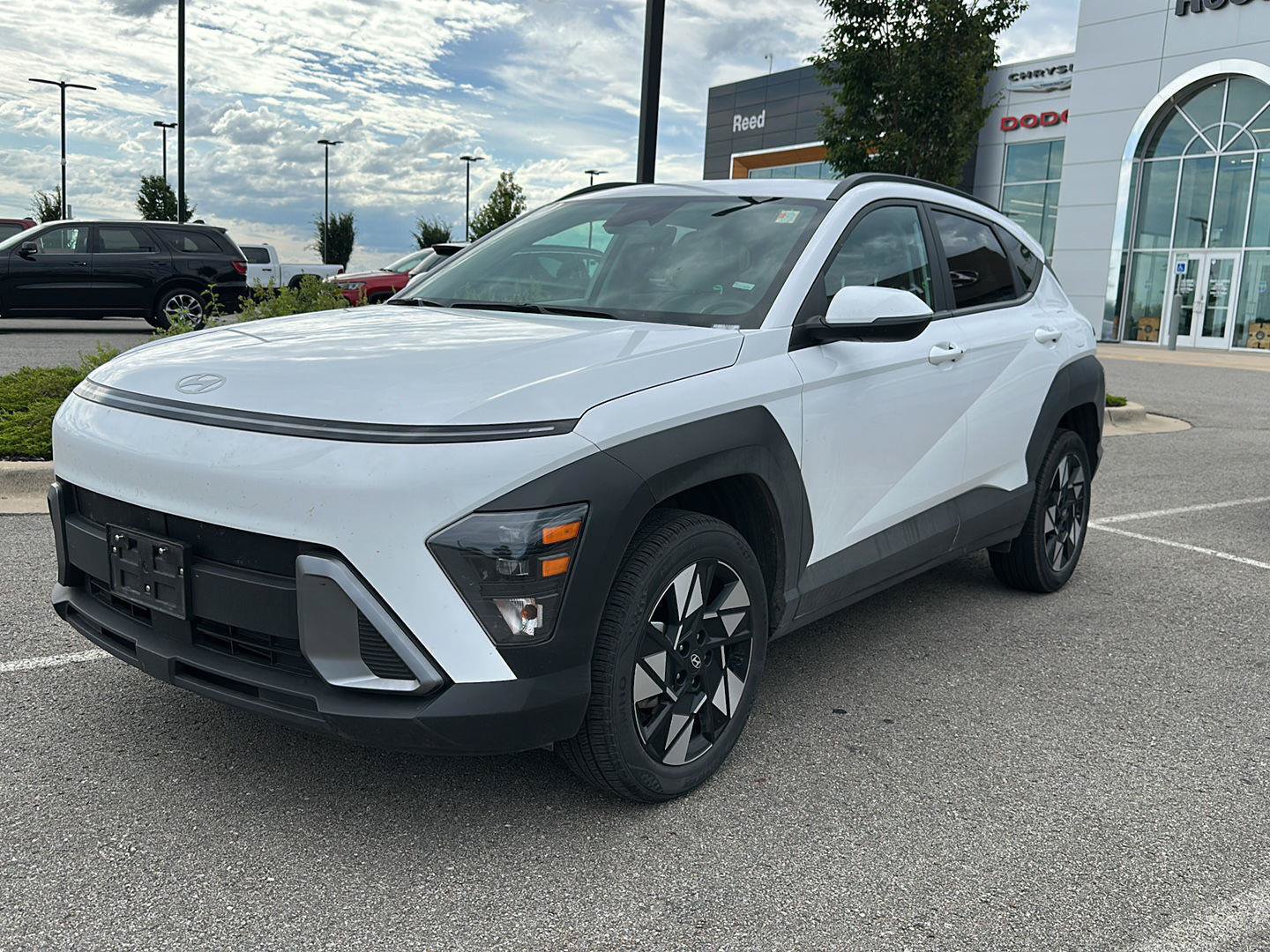 Certified 2025 Hyundai Kona SEL AWD/4WD image 1