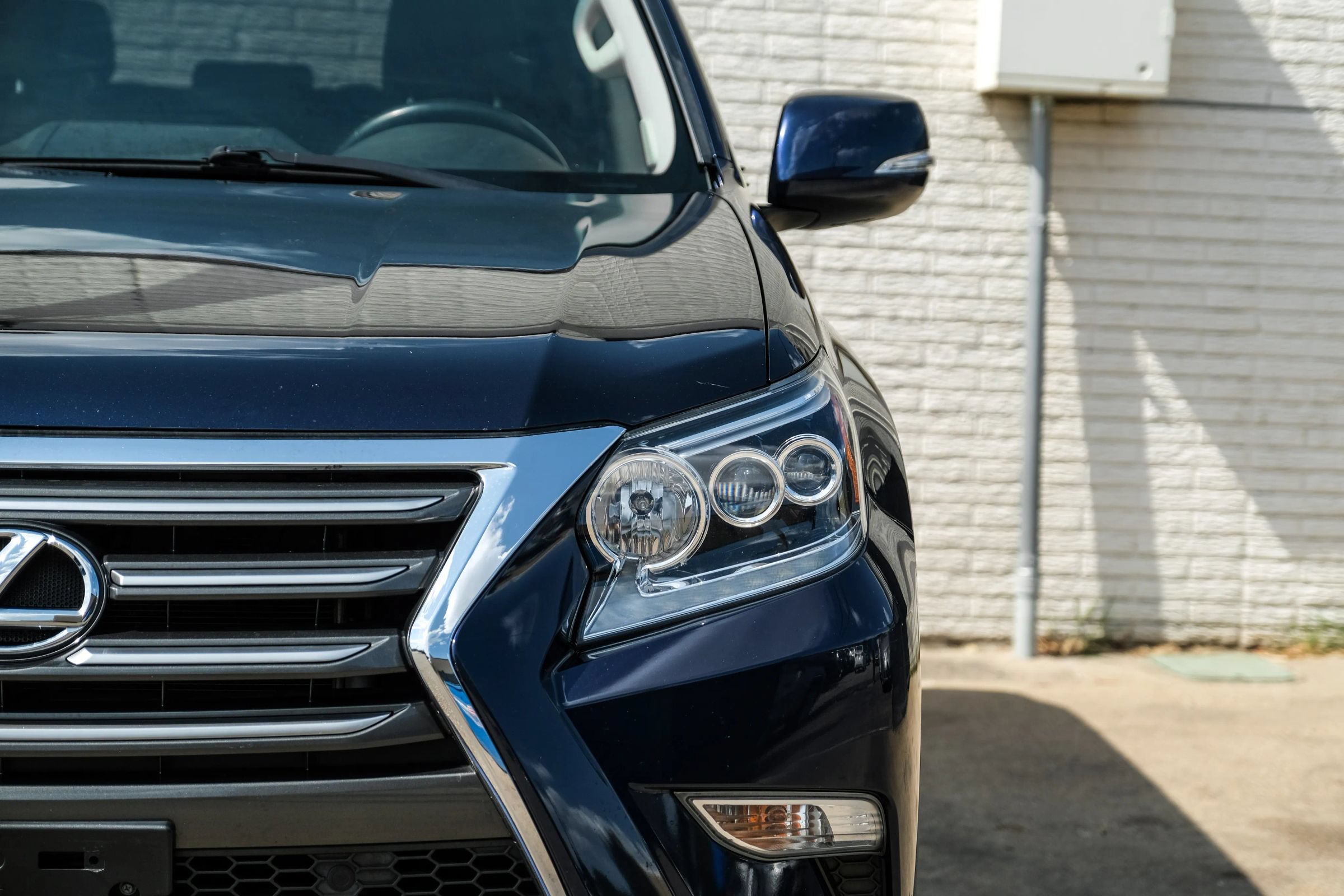 Used 2018 Lexus GX 460 w/ Navigation Package AWD/4WD image 29