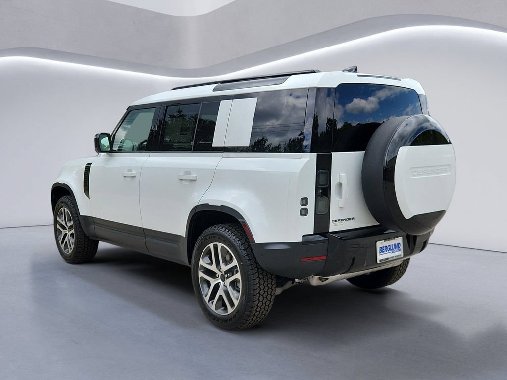 Used 2026 Land Rover Defender 110 S AWD/4WD image 4