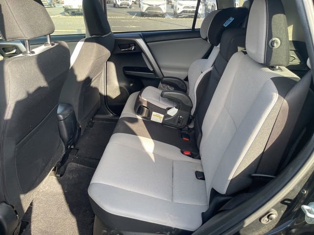 Used 2017 Toyota RAV4 XLE image 8