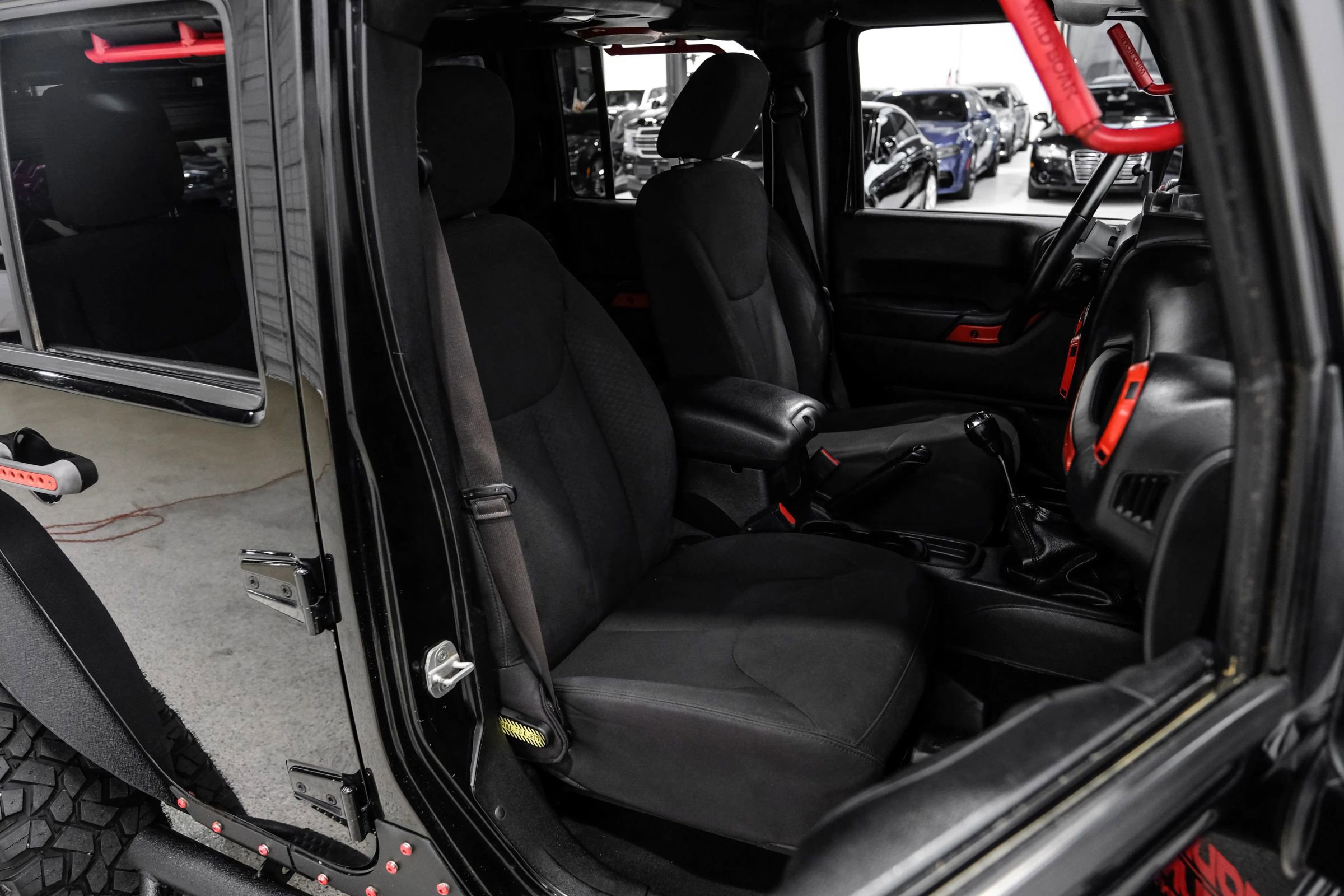 Used 2013 Jeep Wrangler Unlimited Sport image 30
