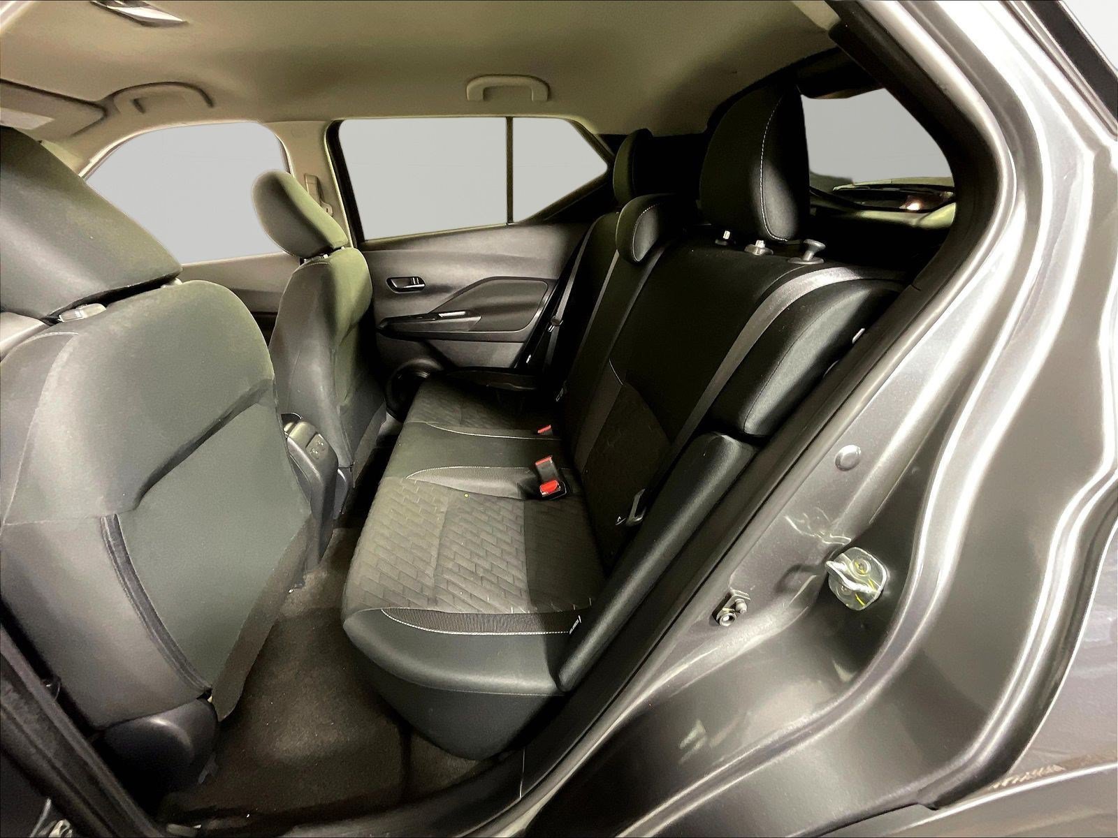 Used 2023 Nissan Kicks SV FWD image 22