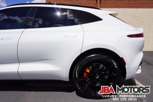 Used 2022 Aston Martin DBX image 26