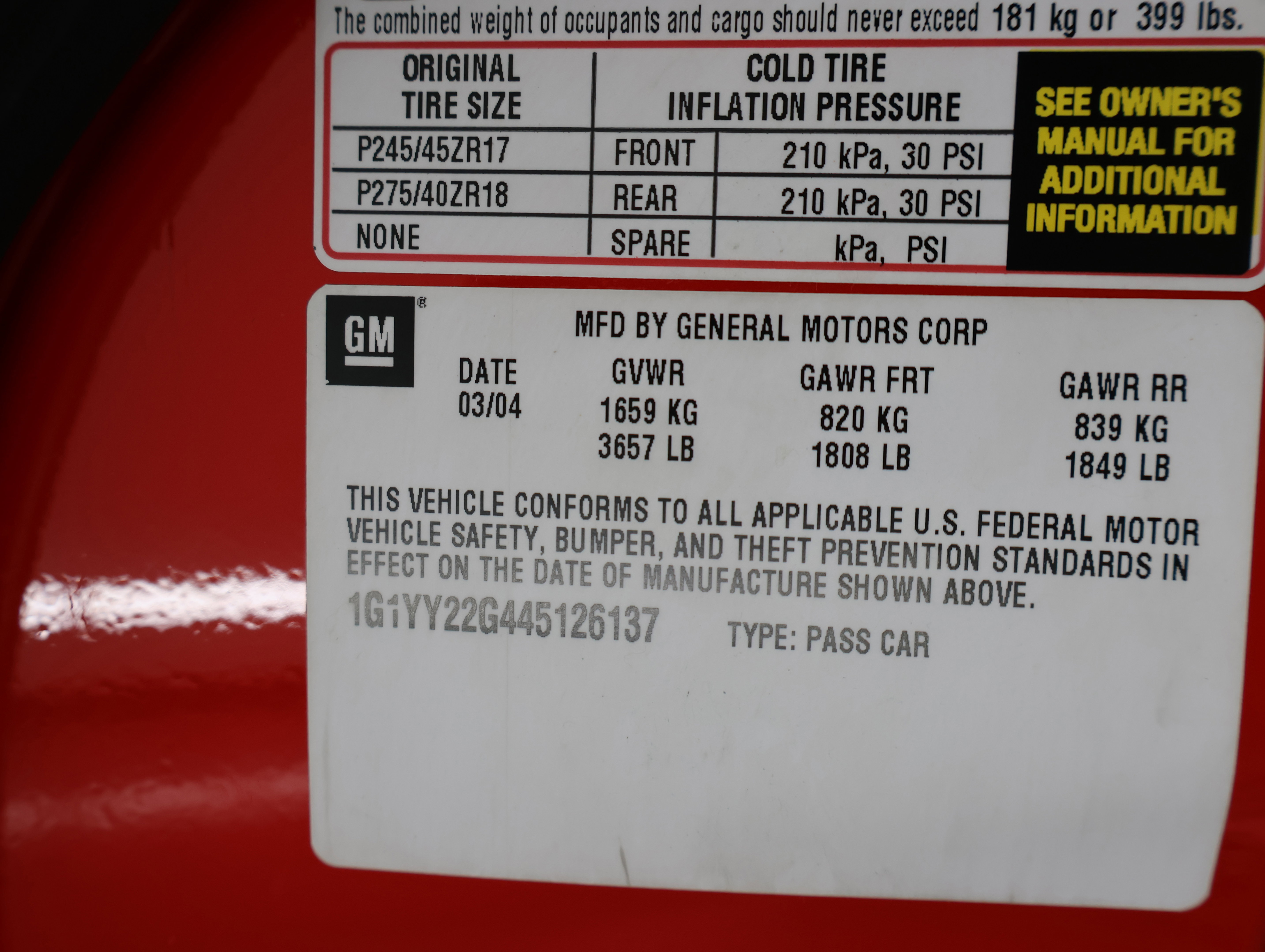 Used 2004 Chevrolet Corvette Coupe w/ Preferred Equipment Group RWD image 44