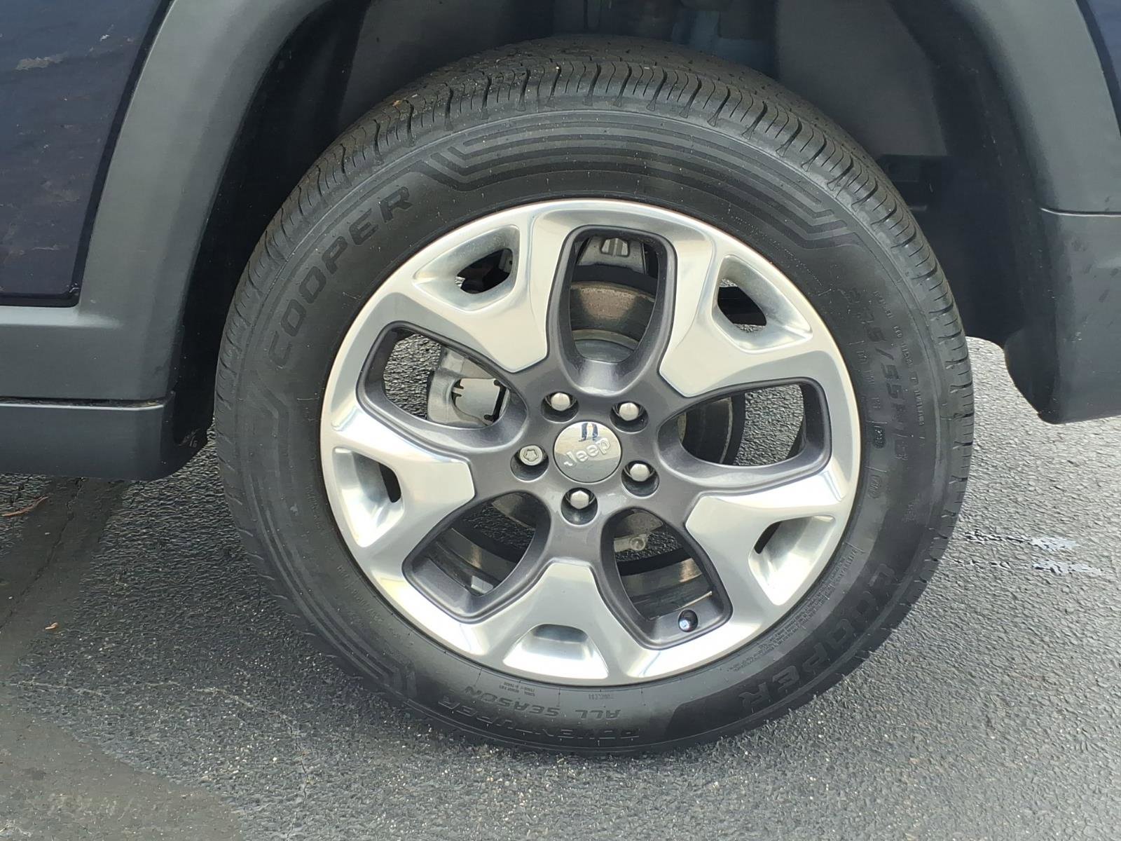 Certified 2021 Jeep Compass Limited AWD/4WD image 6